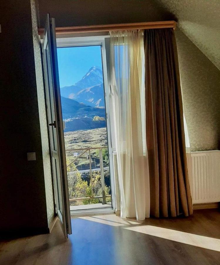 Kazbegi Inn Экстерьер фото